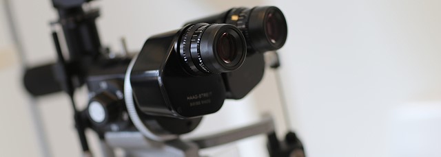 Praxis Leimen: Nahaufnahme Mikroskop